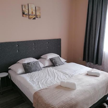 Napfeny Szallas Szeged Bagian luar foto