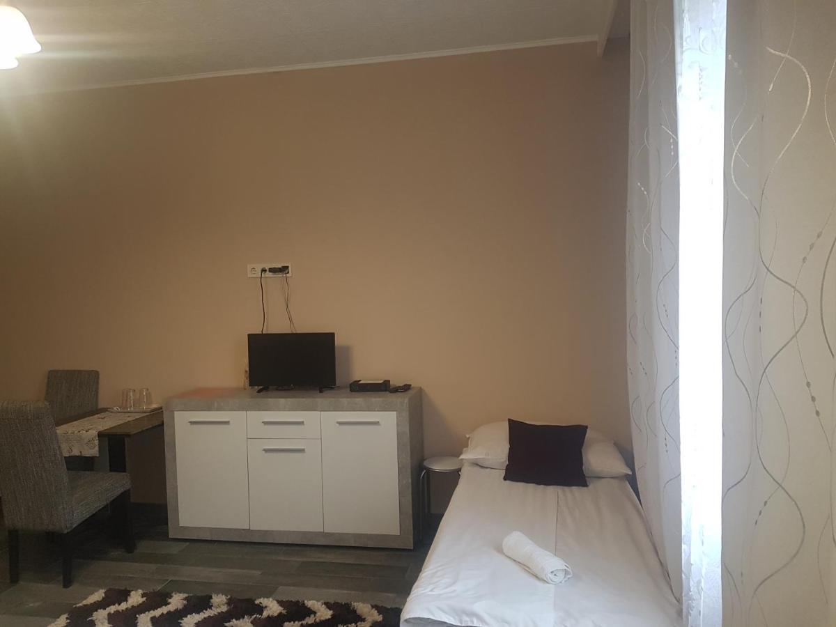 Napfeny Szallas Szeged Bagian luar foto